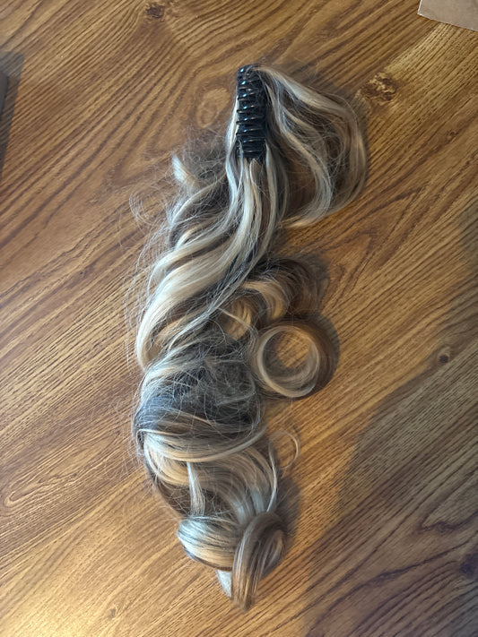 Hair clip extension