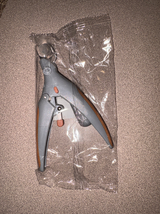 Animal toenail clippers