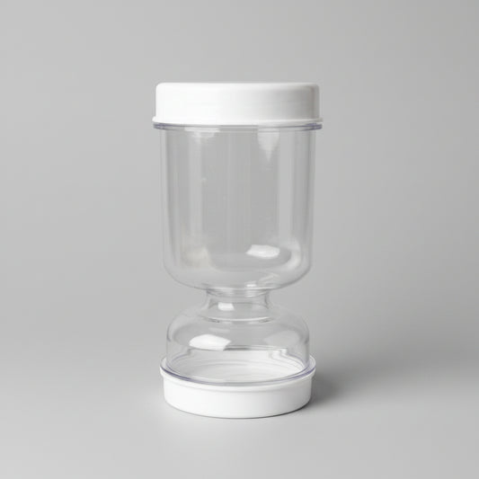 Pickle jar with strainer