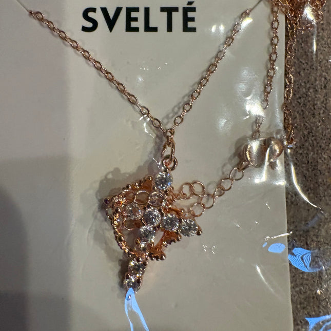 SVELTE necklaces
