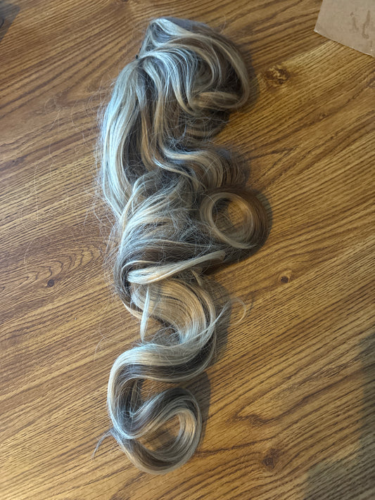 Hair clip extension
