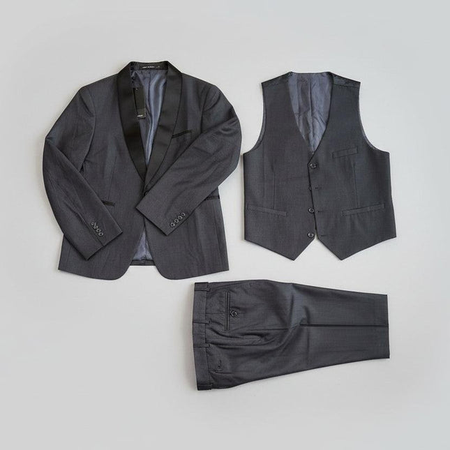 Mage Male Men’s suit with jacket, vest, and dress pants - Foostuff! Amazing Deals Every Day!