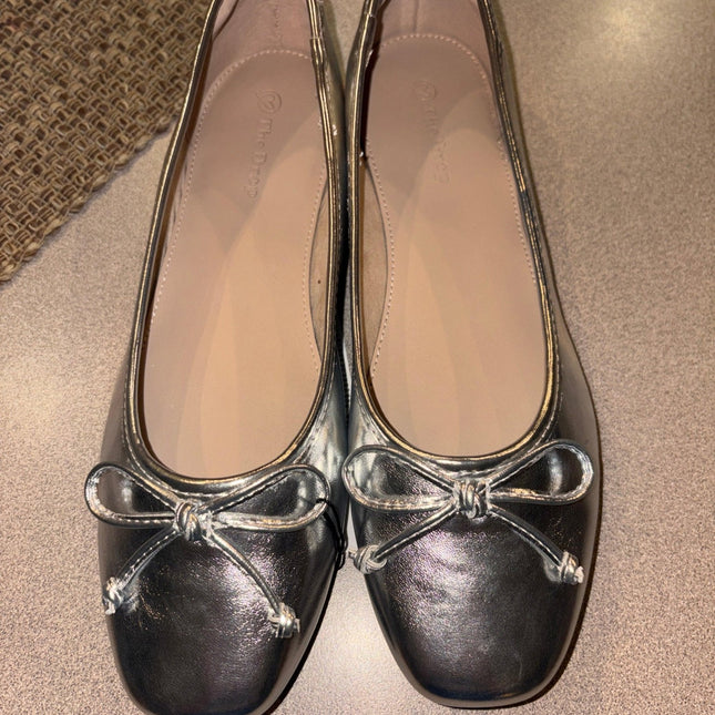 Silver flat dress shoes - Foostuff! Amazing Deals Every Day!