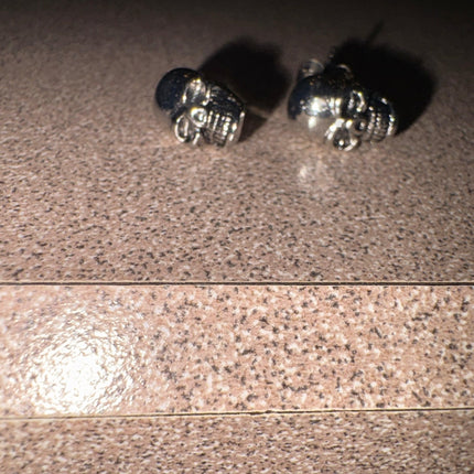 Silver skull earrings for pierced ears - Foostuff! Amazing Deals Every Day!