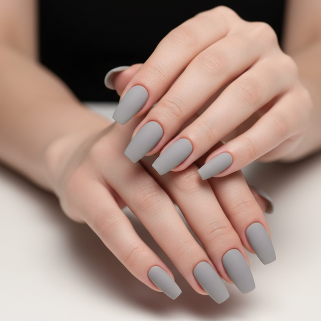 Grey effortless press-on nails